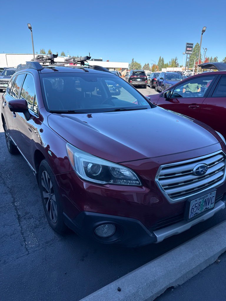 Used 2015 Subaru Outback 2.5i Limited AWD/4WD image 1
