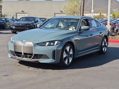 Certified 2025 BMW i4 eDrive40 RWD image 5