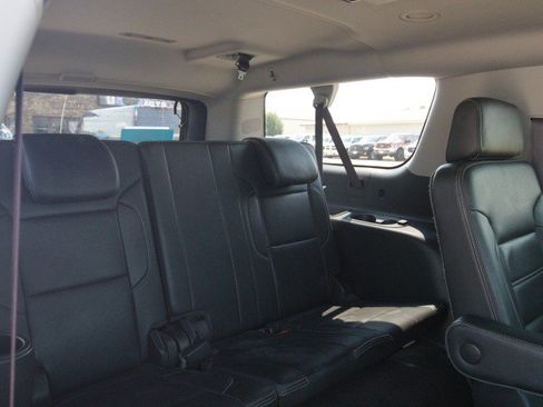 Used 2017 GMC Yukon XL Denali w/ Open Road Package AWD/4WD image 34