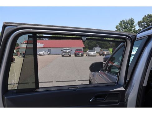 Used 2021 Volkswagen Atlas SE FWD image 18