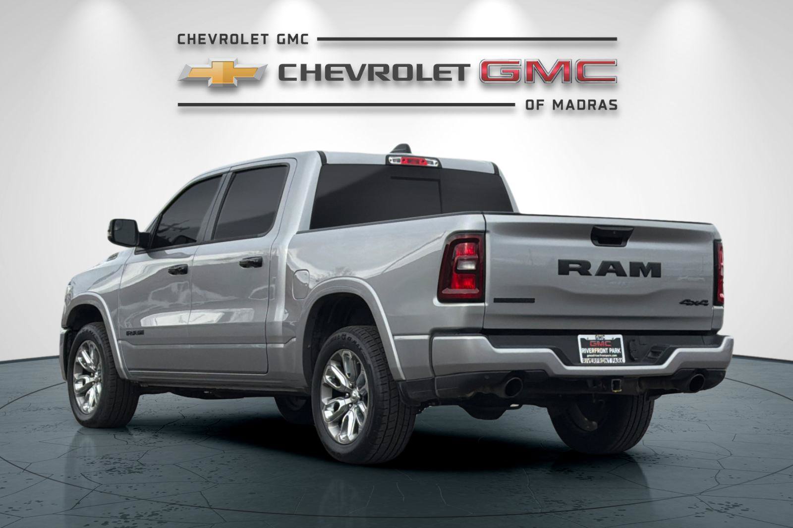 Used 2025 RAM 1500 Big Horn AWD/4WD image 5