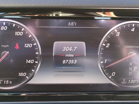 Used 2015 Mercedes-Benz S 550 4MATIC Sedan image 20