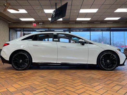 Used 2023 Mercedes-Benz EQE 500 4MATIC Sedan image 7