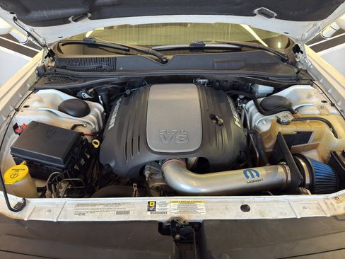 Used 2010 Dodge Challenger R/T RWD image 26