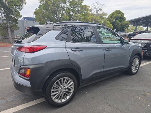 Used 2018 Hyundai Kona SEL AWD/4WD image 2