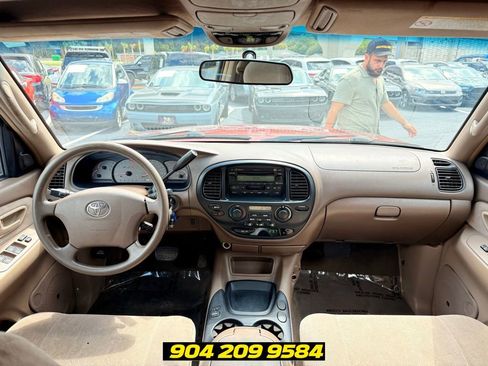 Used 2004 Toyota Sequoia SR5 RWD image 37