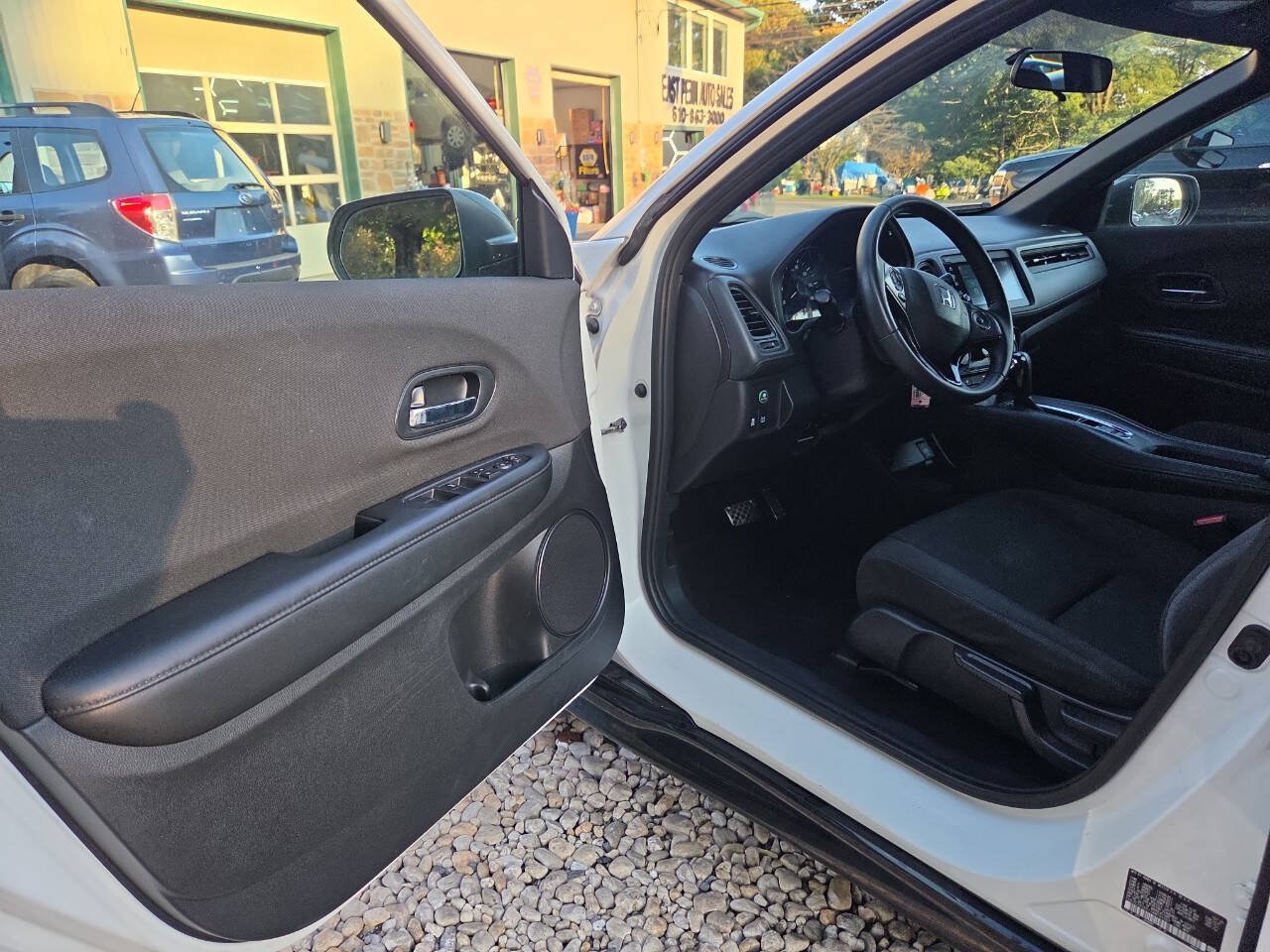 Used 2021 Honda HR-V Sport image 13