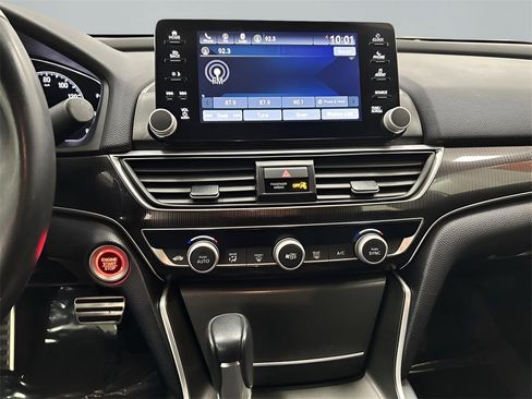 Used 2022 Honda Accord Sport image 17