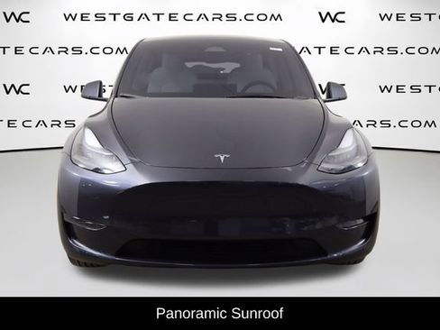 Used 2024 Tesla Model Y Long Range RWD image 2