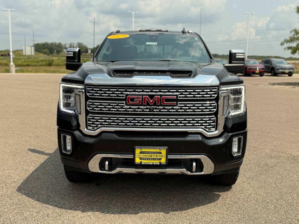 Used 2023 GMC Sierra 3500 Denali w/ Denali Ultimate Package AWD/4WD image 2