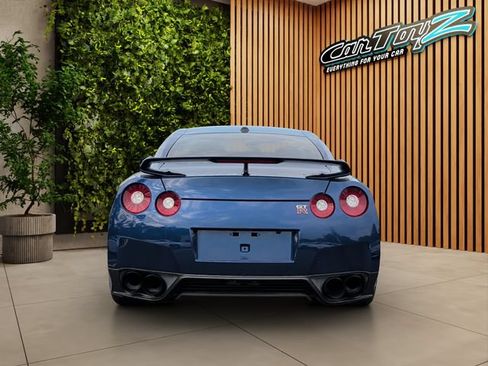 Used 2013 Nissan GT-R Black Edition AWD/4WD image 21