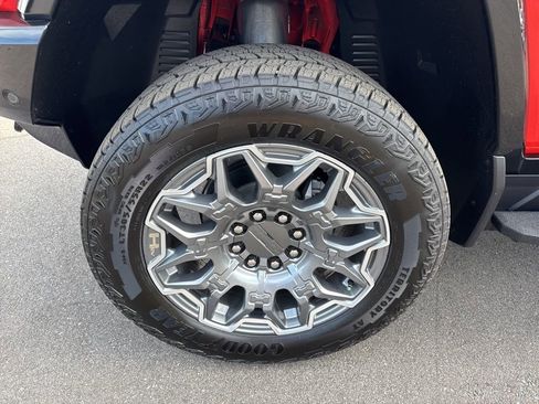 New 2026 GMC Hummer EV SUV image 36