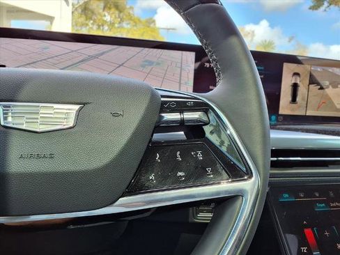 New 2026 Cadillac Escalade IQ Luxury 1 w/ LPO, Radiant Package image 19