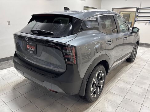 New 2026 Nissan Kicks SV w/ Charging Package image 4