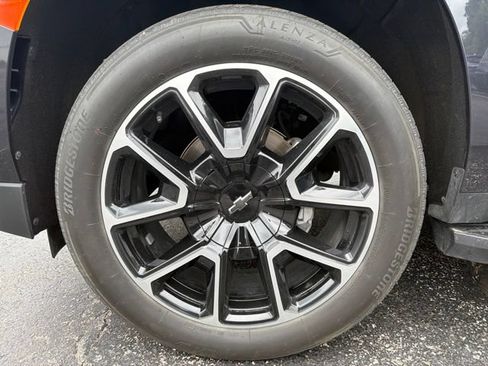 Used 2023 Chevrolet Tahoe RST w/ Luxury Package AWD/4WD image 10