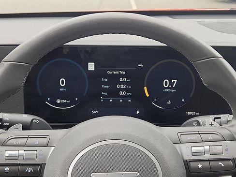 Used 2024 Hyundai Kona Limited FWD image 14