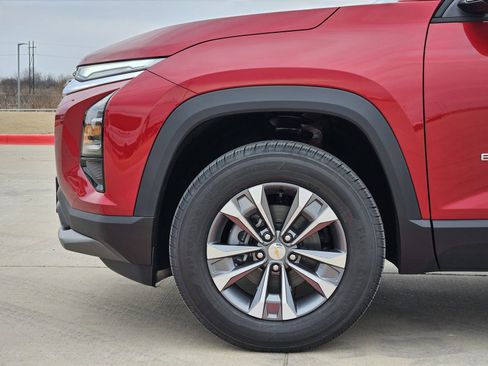 New 2026 Chevrolet Equinox LT FWD image 12