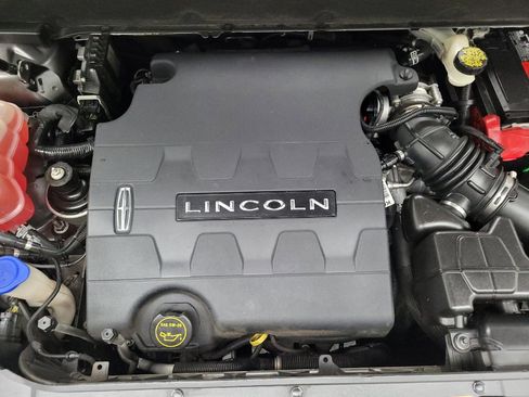 Used 2017 Lincoln MKX Premiere FWD image 30