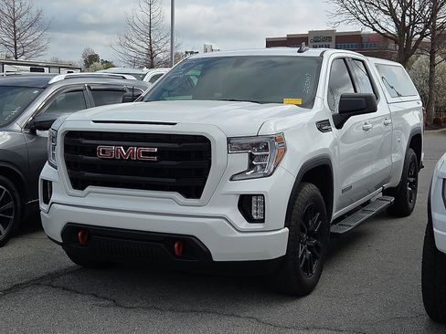Used 2020 GMC Sierra 1500 Elevation w/ Elevation Value Package image 2