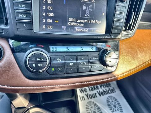 Used 2018 Toyota RAV4 Limited image 26