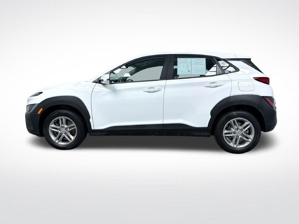 Used 2023 Hyundai Kona SE w/ Cargo Package AWD/4WD image 14