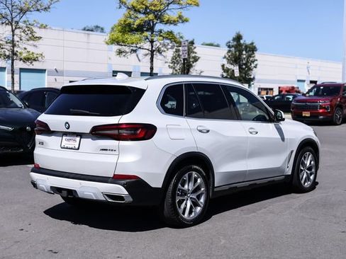 Used 2021 BMW X5 xDrive45e w/ Parking Assistance Package AWD/4WD image 11