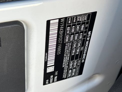 Used 2025 Mercedes-Benz Sprinter 2500 image 30