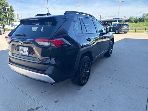 Used 2024 Toyota RAV4 Adventure AWD/4WD image 4