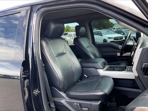 Used 2019 Ford F250 Lariat w/ Lariat Ultimate Package AWD/4WD image 8