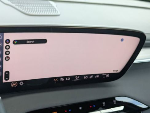 Certified 2025 Buick Enclave Preferred image 22