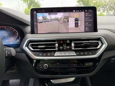 Used 2024 BMW X3 sDrive30i w/ Premium Package w/ZPA RWD image 13