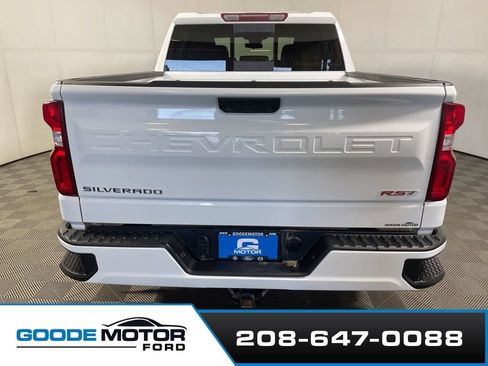 Used 2022 Chevrolet Silverado 1500 RST w/ Convenience Package II AWD/4WD image 7