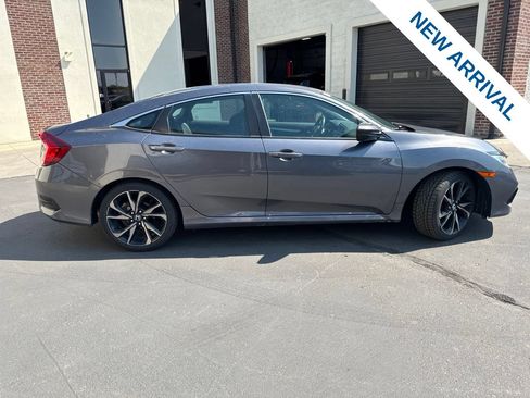 Used 2019 Honda Civic Sport image 9