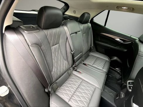 Used 2021 Buick Envision Avenir AWD/4WD image 26