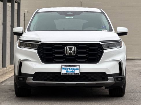 Certified 2025 Honda Pilot EX-L image 12