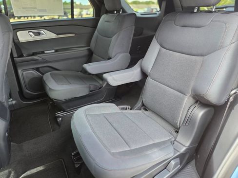New 2027 Ford Explorer Active RWD image 16