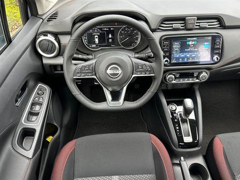 New 2025 Nissan Versa SR w/ Trunk Package image 15