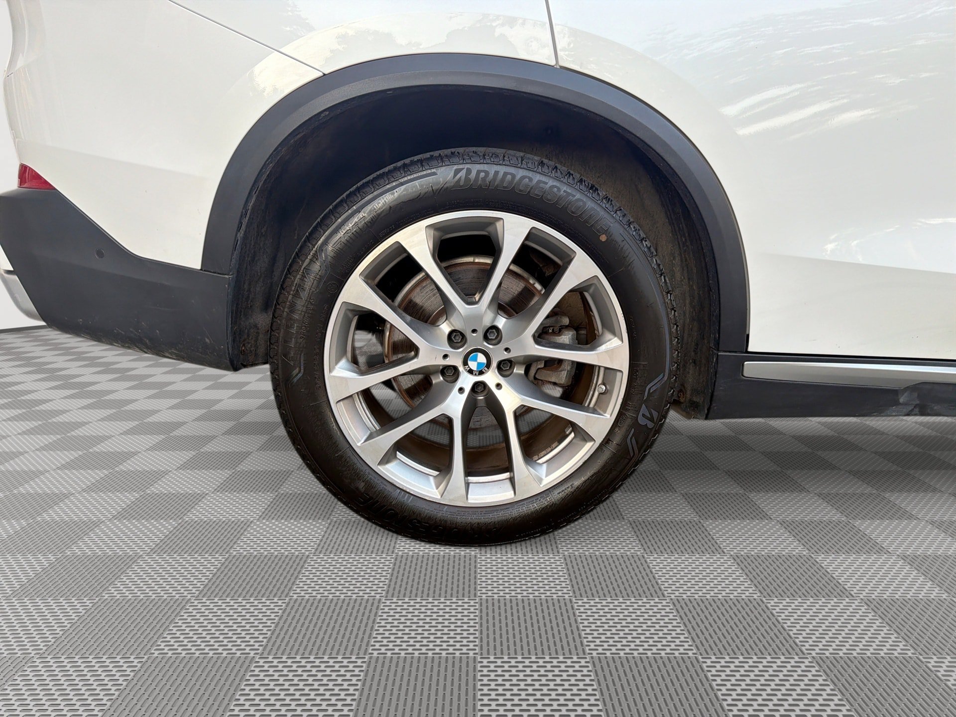 Used 2021 BMW X5 xDrive40i w/ Premium Package 2 AWD/4WD image 30
