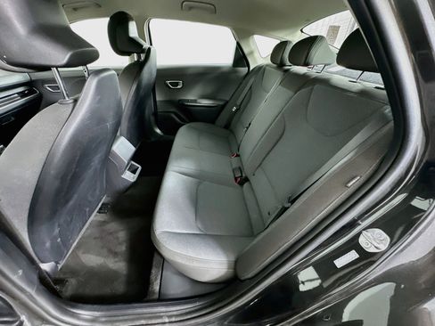 Used 2025 Kia K4 FWD image 29