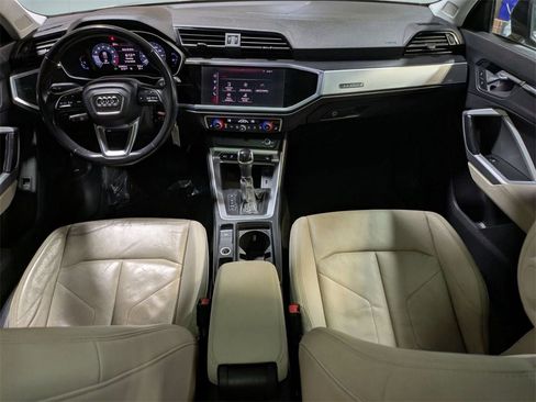 Used 2020 Audi Q3 2.0T Premium image 23