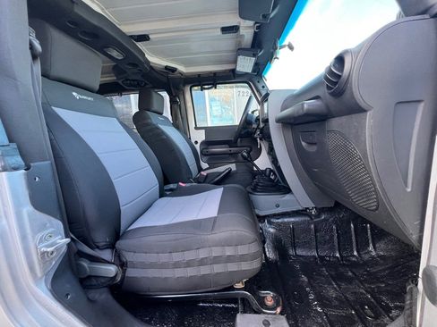 Used 2007 Jeep Wrangler X image 15