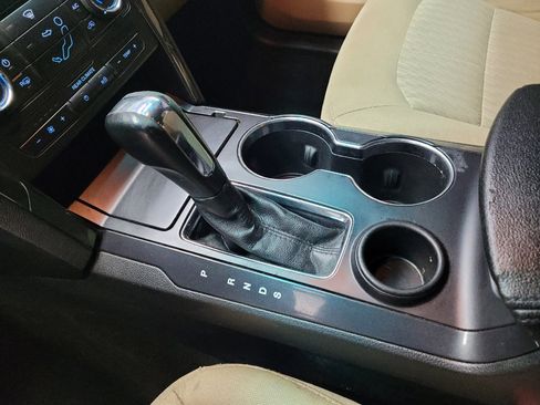 Used 2017 Ford Explorer FWD image 26