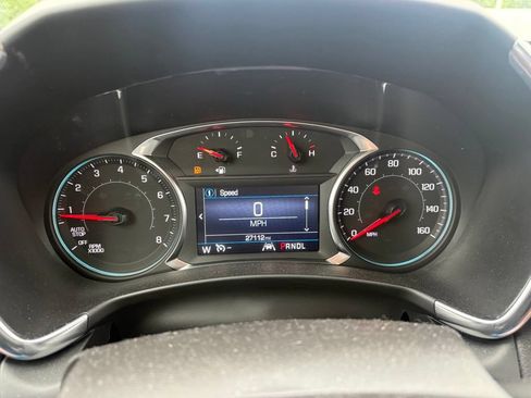 Used 2024 Chevrolet Equinox LT FWD image 18