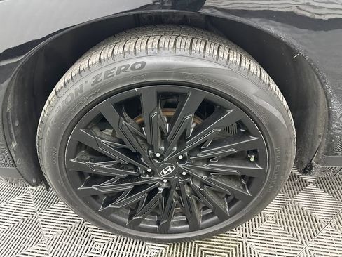 Used 2024 Hyundai Santa Fe Calligraphy image 13