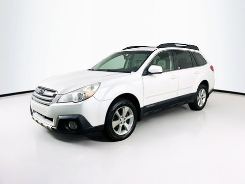 Used 2013 Subaru Outback 2.5i Limited AWD/4WD image 3