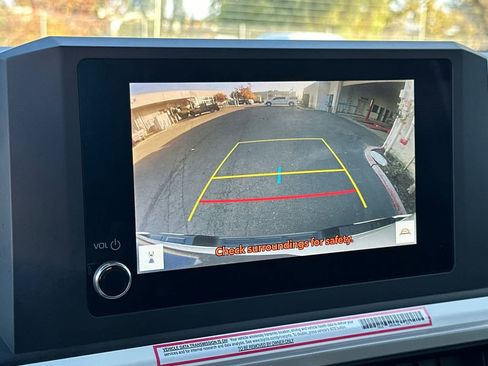 Used 2024 Toyota Tacoma TRD Sport image 19