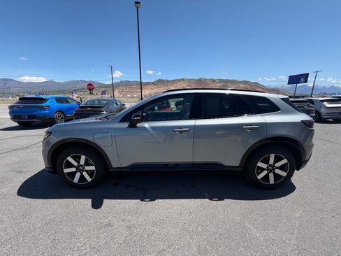 Used 2024 Honda Prologue Touring image 4