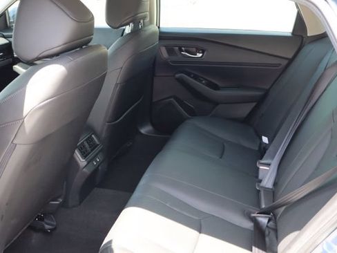 Used 2025 Honda Accord Touring image 10
