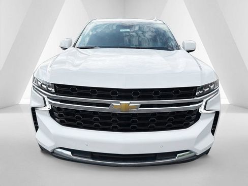 Used 2023 Chevrolet Suburban LS AWD/4WD image 2