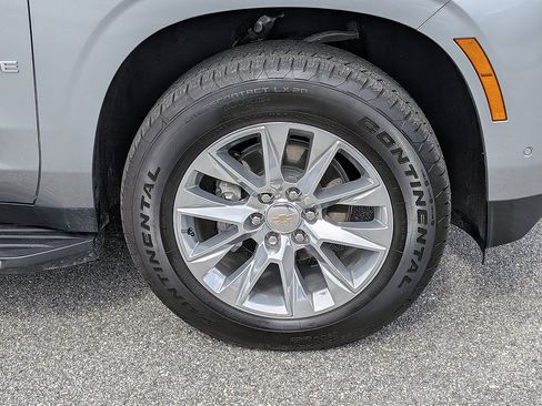 Certified 2025 Chevrolet Tahoe Premier RWD image 28